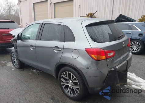 2016 Mitsubishi Outlander Sport 2.4 Es z USA, uszkodzony, nr VIN JA4AP3AW5GZ025822